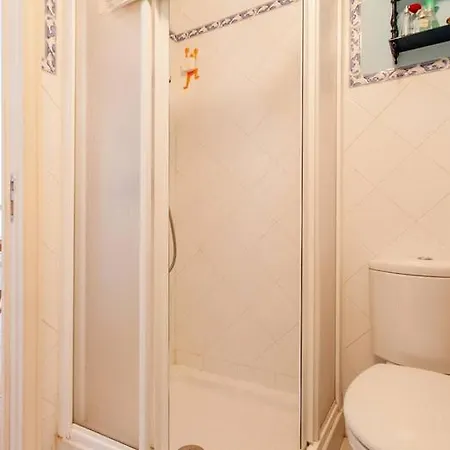 Habitación Piso Compartido * Sevilla